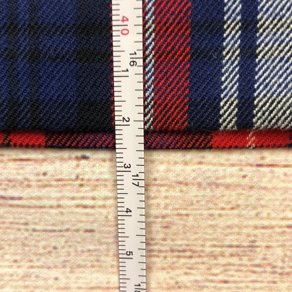 Vineyard Vines Winter Wool Plaid Skirt | Size 2 - Picture 9 of 12